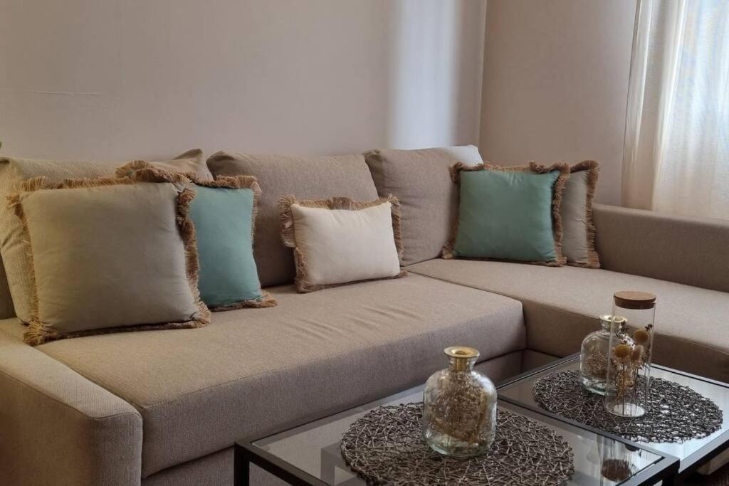 קורלחו Appartamento Bouganville Con Terrazza E Piscina מראה חיצוני תמונה