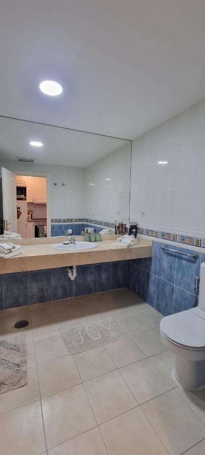 קורלחו Appartamento Bouganville Con Terrazza E Piscina מראה חיצוני תמונה